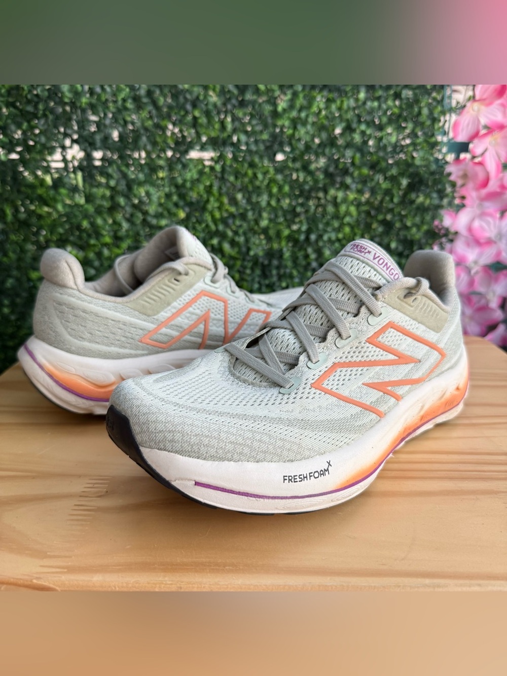 New Balance Fresh Foam X Vongo V6 Women’s 9 Wide Gray Running Shoes WVNGOCA6